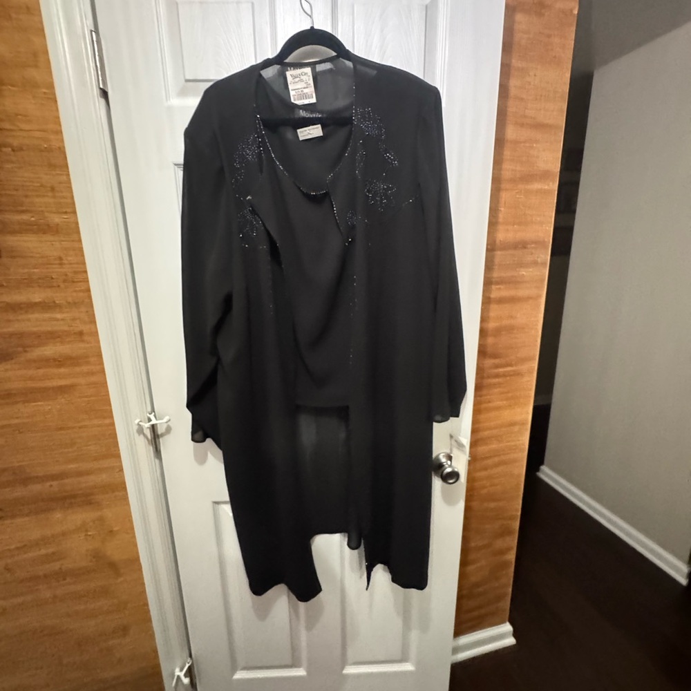 Elegant Black Women's Two-Piece Evening Top Set